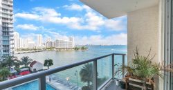 One-Bedroom Apartment w / Sea View