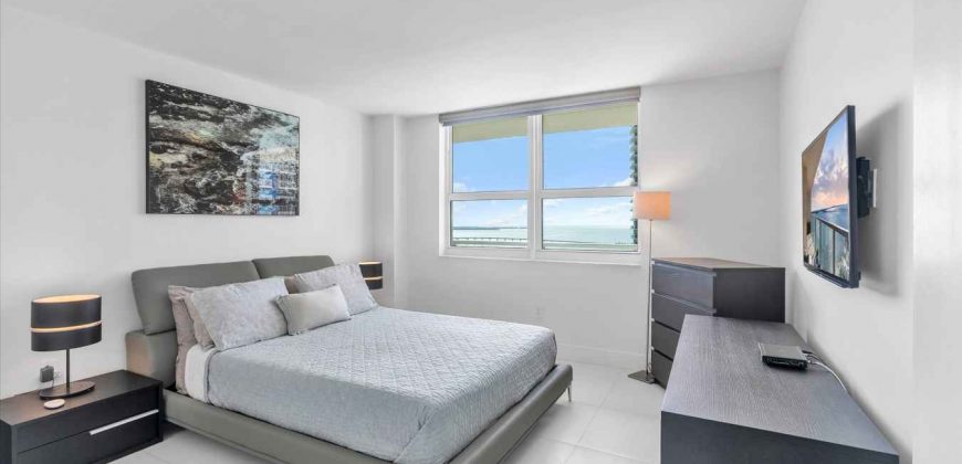 Tranquil One-Bedroom Apartment w / Ocean View