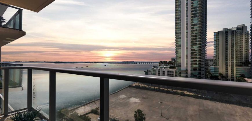 Two-Bedroom Apartment w / Ocean View