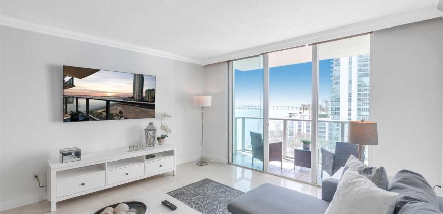 Two-Bedroom Apartment w / Ocean View