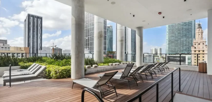 Downtown Miami Premium Studio