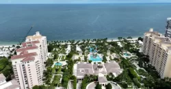 Two-Bedroom Beach Apartment / Key Biscayne